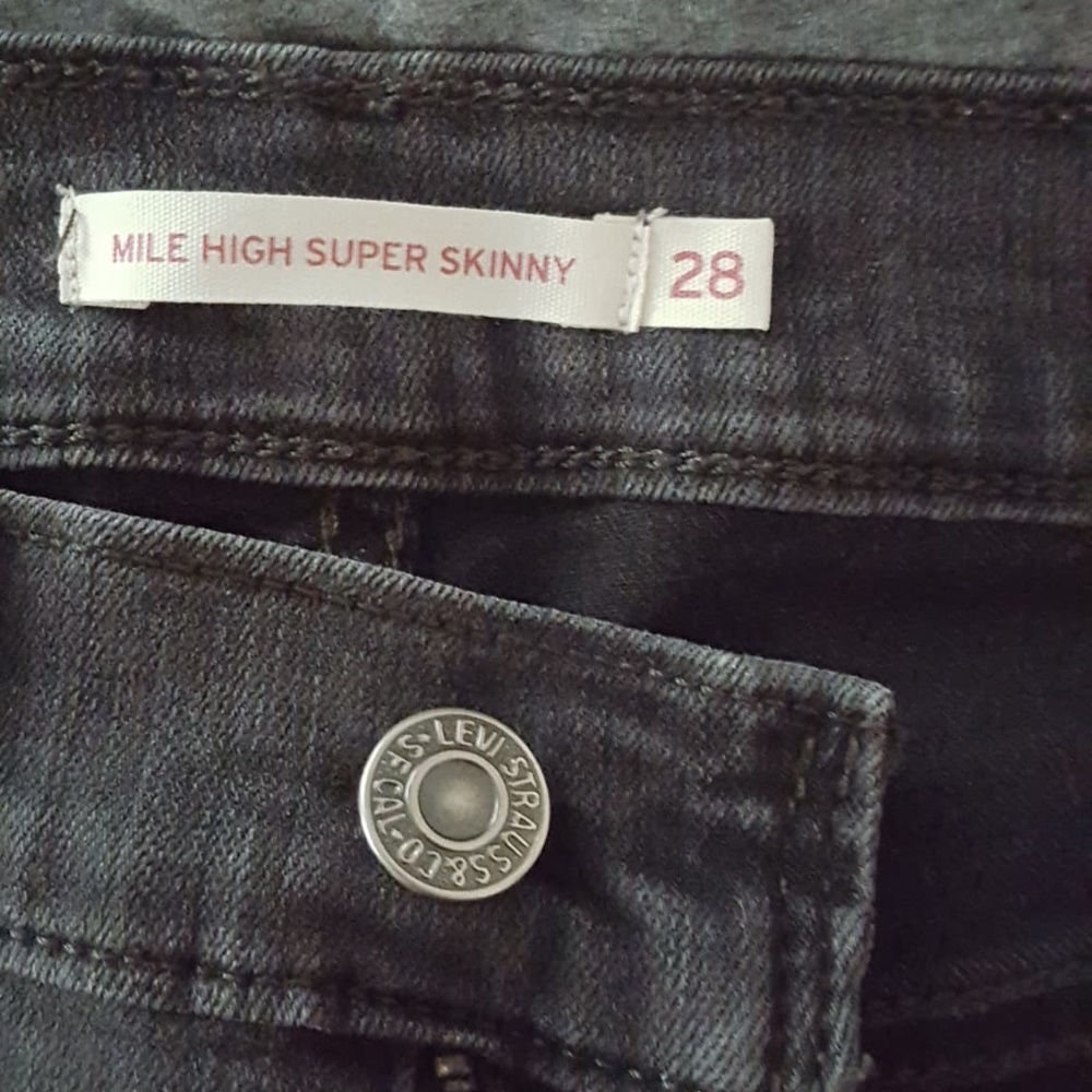 Levi's Women's Mile High Super Skinny Jeans
